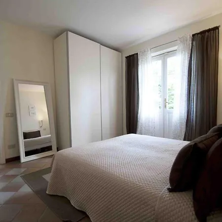 Charming Beachfront With Pool Villa Seravezza